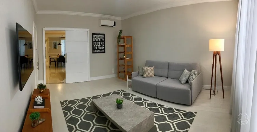 Foto 1 de Apartamento com 2 Quartos à venda, 73m² em Centro, Florianópolis