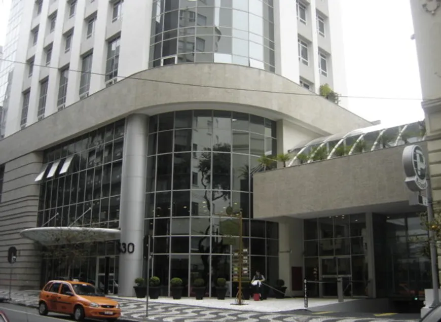 Foto 1 de Sala Comercial para alugar, 43m² em Centro, Curitiba