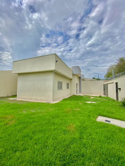 Foto 1 de Casa com 2 Quartos à venda, 76m² em Residencial Brisas da Mata, Goiânia