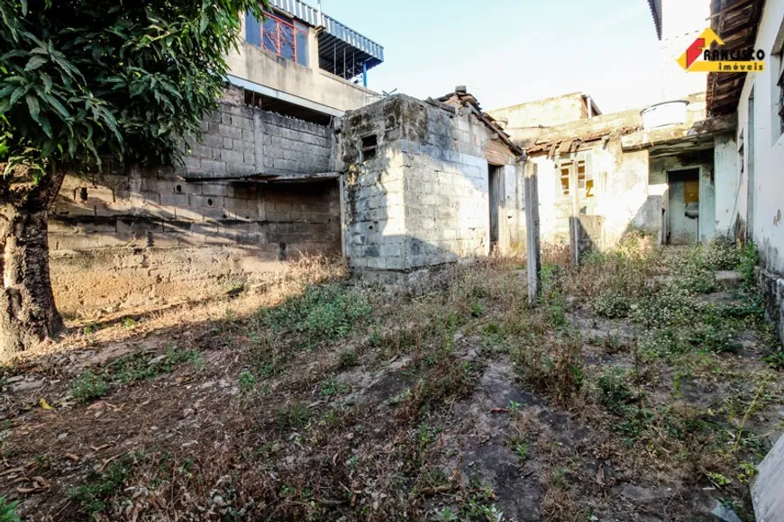 Foto 1 de Lote/Terreno à venda, 240m² em São Judas Tadeu, Divinópolis