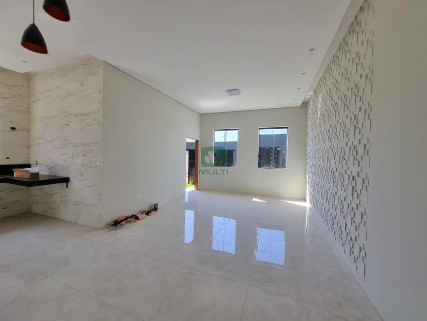 Foto 1 de Casa com 3 Quartos à venda, 150m² em Jardim Patrícia, Uberlândia