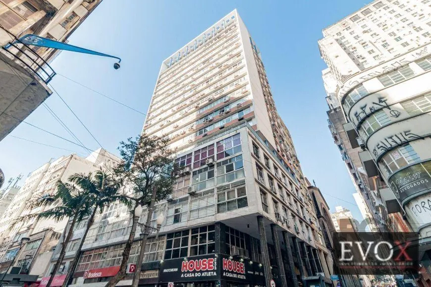 Foto 1 de Sala Comercial para alugar, 31m² em Centro, Porto Alegre