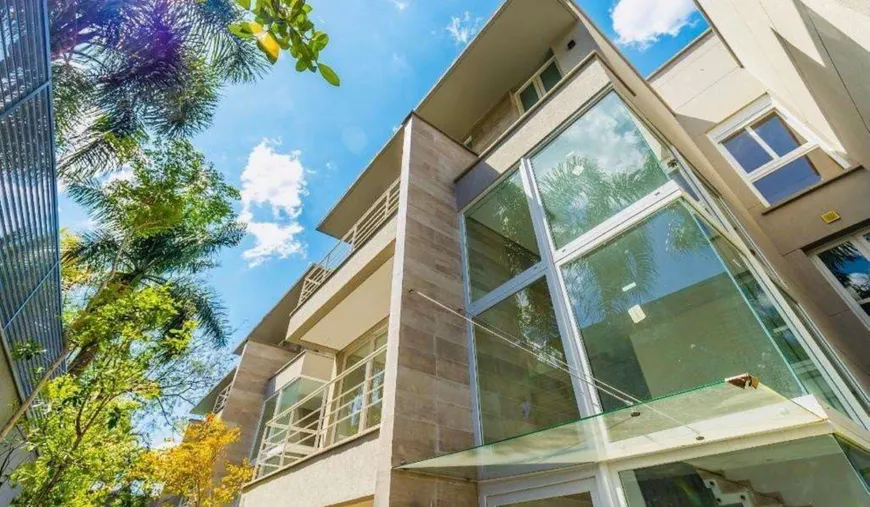 Foto 1 de Casa de Condomínio com 4 Quartos para venda ou aluguel, 424m² em Brooklin, São Paulo