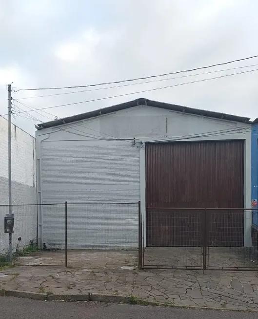 Foto 1 de Galpão/Depósito/Armazém para alugar, 200m² em Passo das Pedras, Porto Alegre