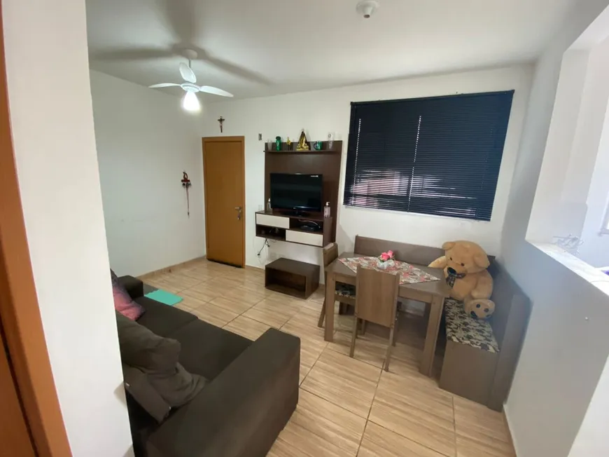 Foto 1 de Apartamento com 2 Quartos à venda, 45m² em Jardim Gurilândia, Taubaté