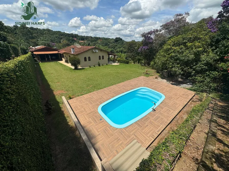 Foto 1 de Fazenda/Sítio com 3 Quartos à venda, 2000m² em Campo Novo, Bragança Paulista