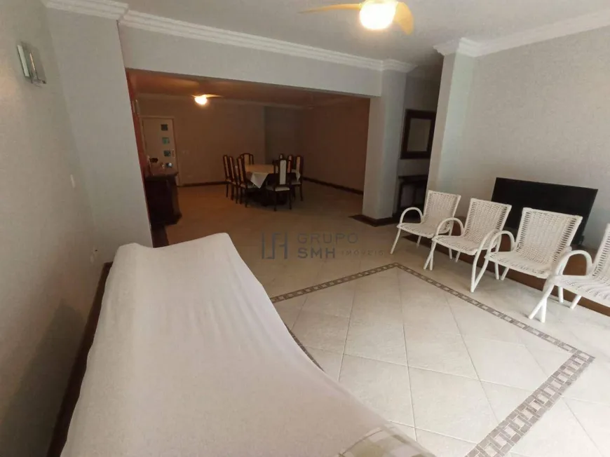 Foto 1 de Apartamento com 3 Quartos à venda, 188m² em Praia das Pitangueiras, Guarujá