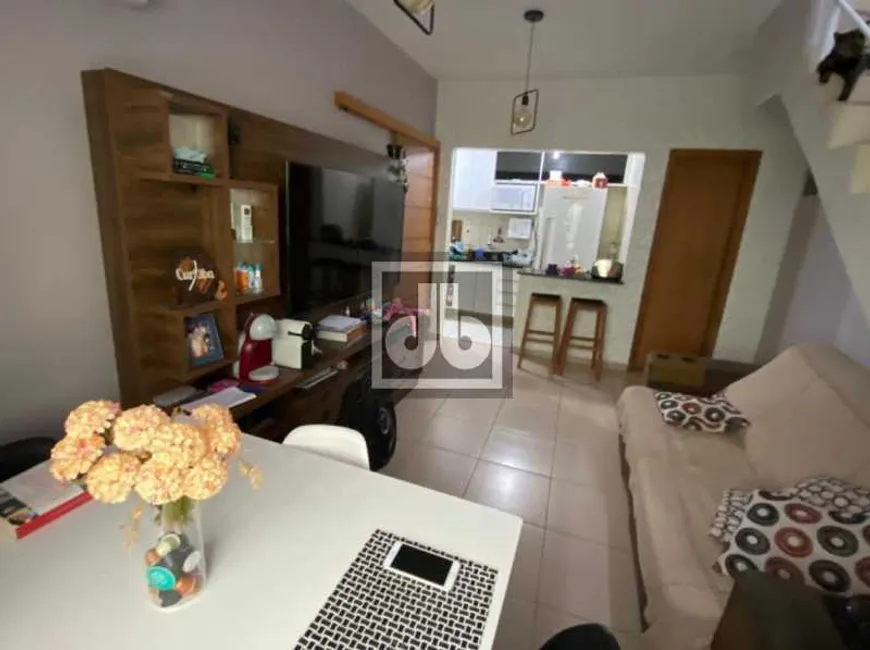 Foto 1 de Casa de Condomínio com 3 Quartos à venda, 66m² em Quintino Bocaiúva, Rio de Janeiro