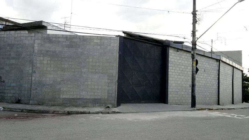 Foto 1 de Galpão/Depósito/Armazém à venda, 450m² em Interlagos, São Paulo