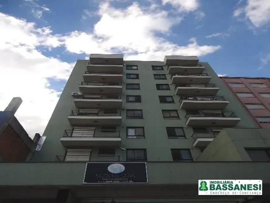 Foto 1 de Apartamento com 2 Quartos para alugar, 55m² em Centro, Caxias do Sul