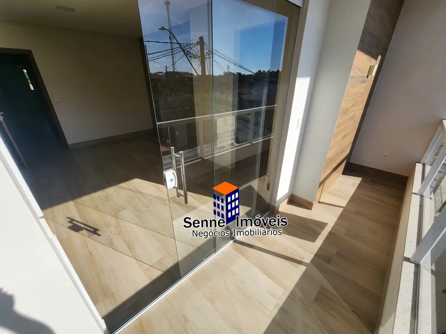 Foto 1 de Casa com 3 Quartos à venda, 126m² em Colina de Laranjeiras, Serra