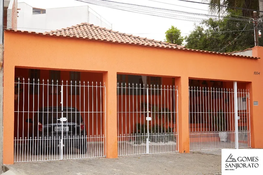 Foto 1 de Casa com 2 Quartos à venda, 180m² em Campestre, Santo André