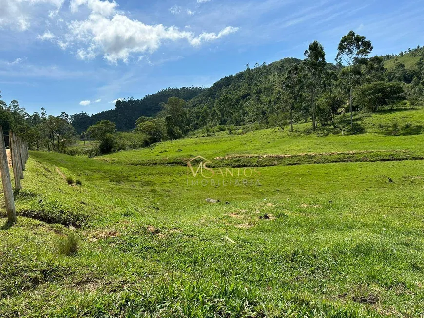 Foto 1 de Lote/Terreno à venda, 170000m² em , Imaruí