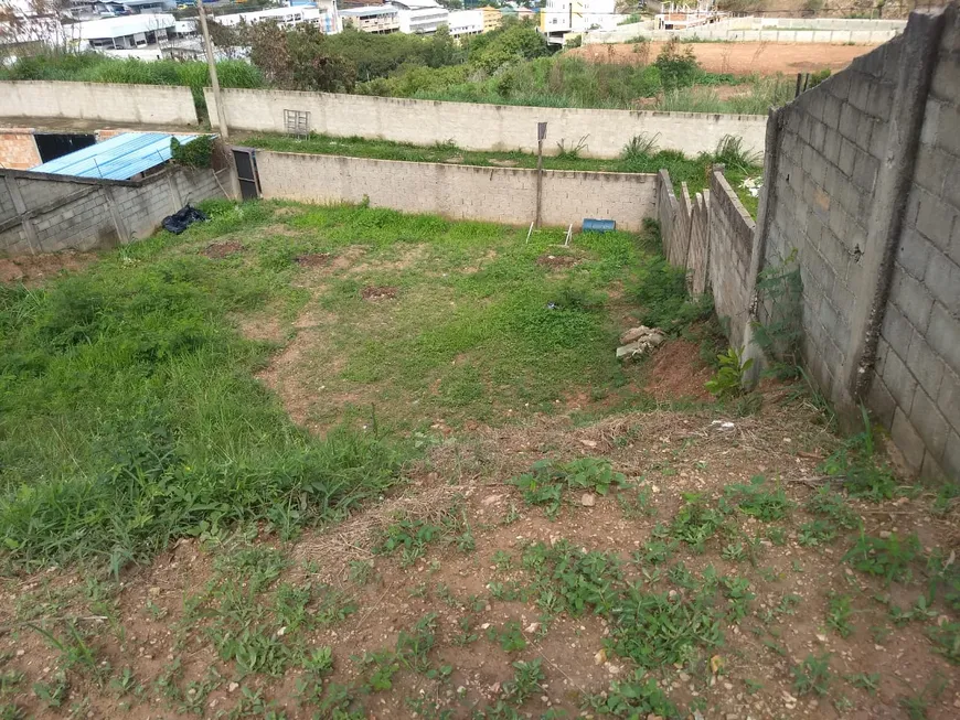 Foto 1 de Lote/Terreno à venda, 489m² em Estoril, Belo Horizonte