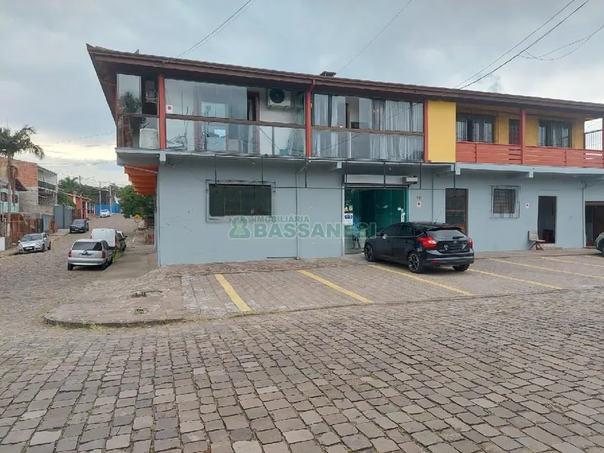 Foto 1 de Ponto Comercial para alugar, 211m² em Kayser, Caxias do Sul