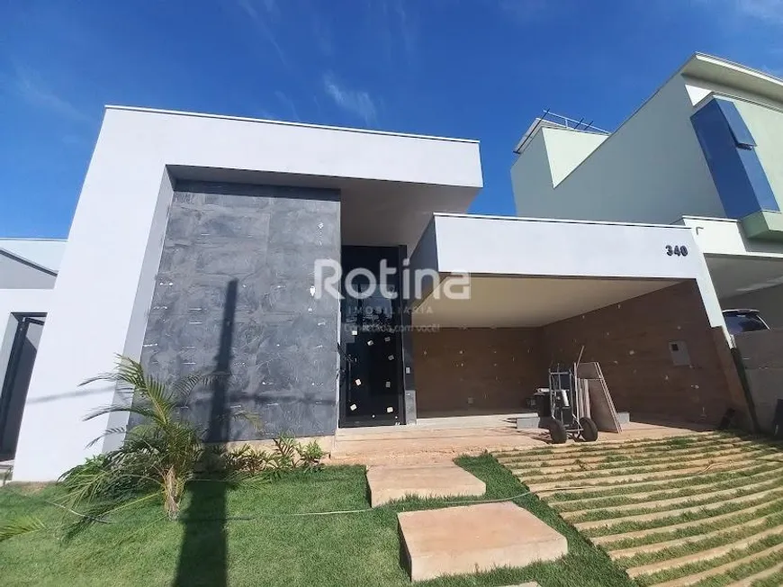 Foto 1 de Casa de Condomínio com 3 Quartos para alugar, 200m² em Jardim Botânico, Uberlândia