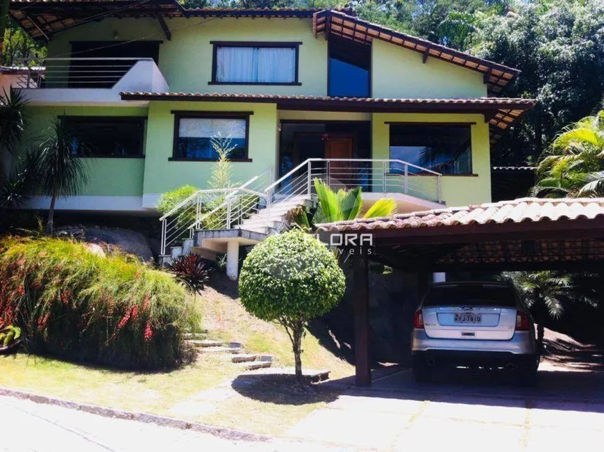 Foto 1 de Casa de Condomínio com 3 Quartos à venda, 215m² em Pendotiba, Niterói