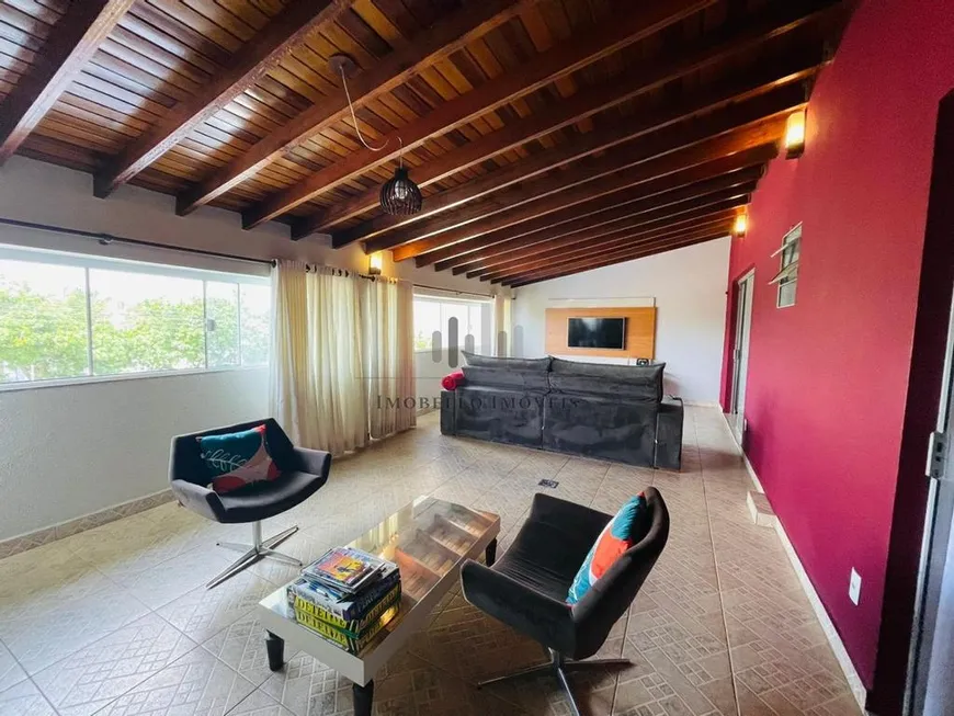 Foto 1 de Casa com 3 Quartos à venda, 235m² em Cascata, Paulínia