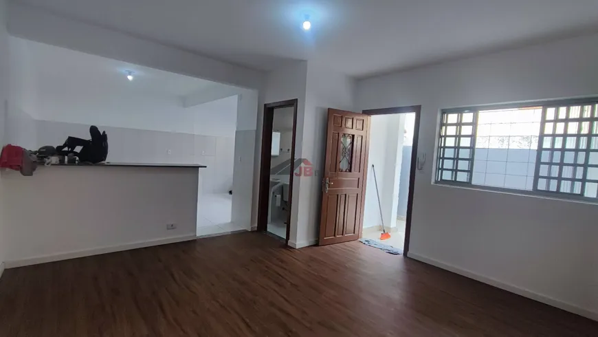 Foto 1 de Casa com 2 Quartos para alugar, 65m² em Vila Mira, São Paulo