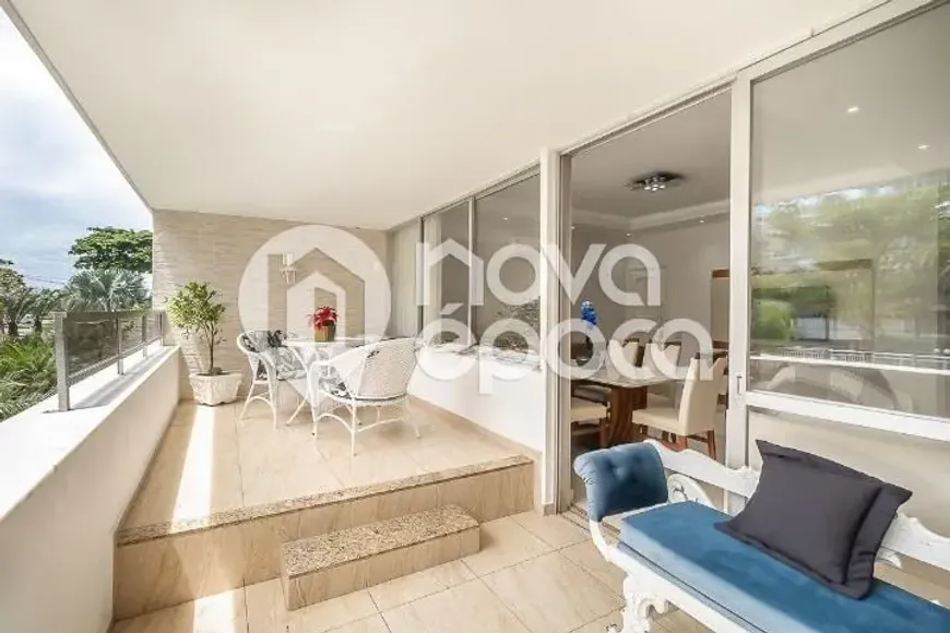 Foto 1 de Apartamento com 3 Quartos à venda, 151m² em Barra da Tijuca, Rio de Janeiro