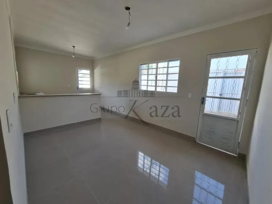 Foto 1 de Casa com 2 Quartos à venda, 61m² em Vila Adriana, São José dos Campos