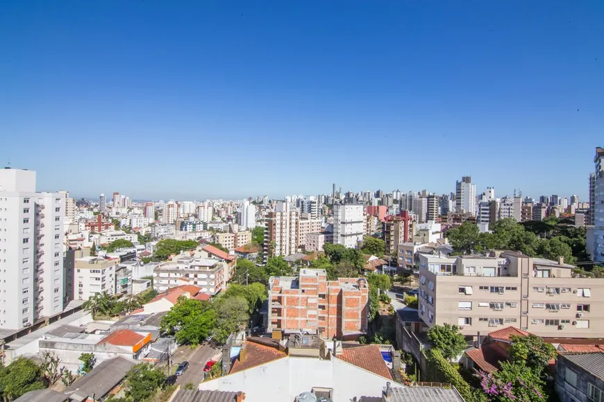 Foto 1 de Apartamento com 3 Quartos à venda, 92m² em Petrópolis, Porto Alegre