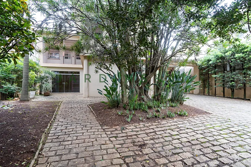 Foto 1 de Casa com 4 Quartos à venda, 591m² em Vila Nova Conceição, São Paulo