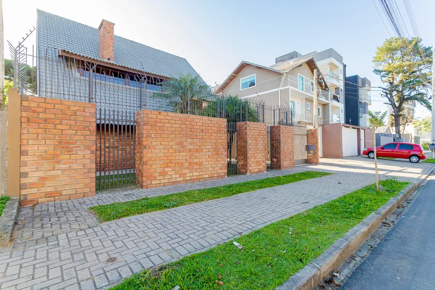 Foto 1 de Casa com 3 Quartos à venda, 307m² em Guaíra, Curitiba