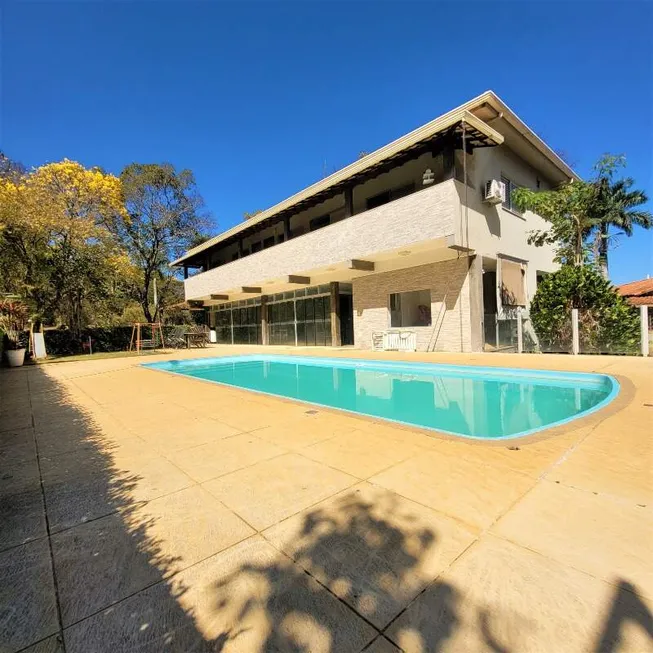 Foto 1 de Fazenda/Sítio com 7 Quartos à venda, 300m² em , São José da Lapa