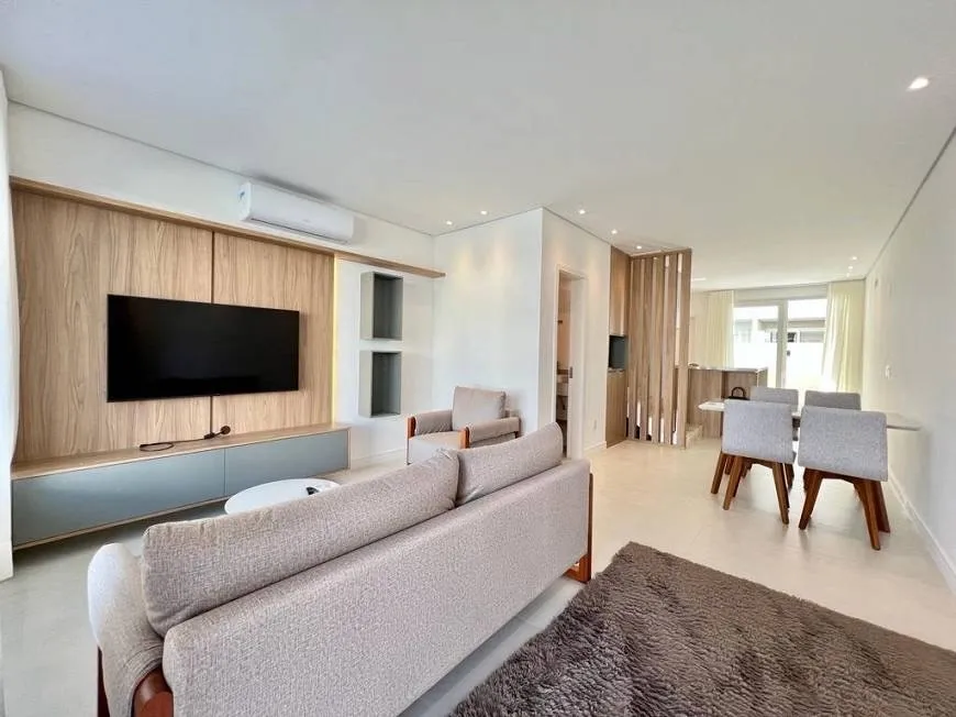 Foto 1 de Apartamento com 3 Quartos à venda, 100m² em Cidade Ocian, Praia Grande