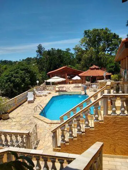 Foto 1 de Fazenda/Sítio com 6 Quartos para venda ou aluguel, 7700m² em Chacaras Reunidas Igarapés, Jacareí