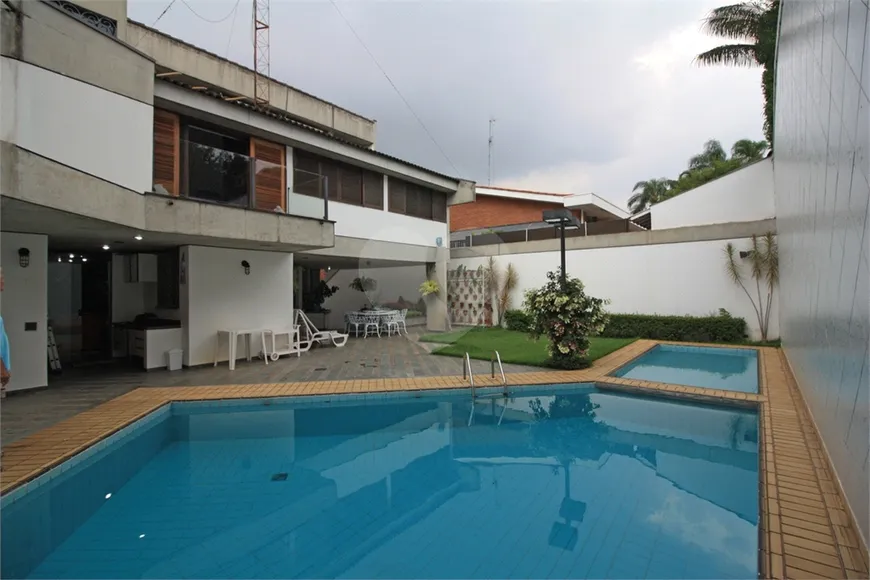 Foto 1 de Casa com 5 Quartos à venda, 550m² em Alto de Pinheiros, São Paulo
