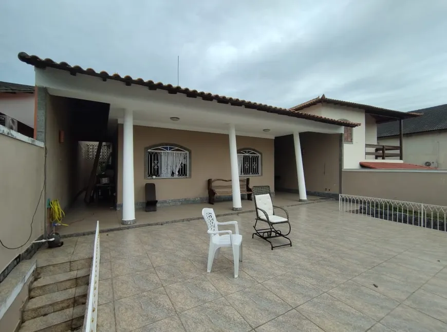 Foto 1 de Casa com 3 Quartos para venda ou aluguel, 110m² em Campo Grande, Rio de Janeiro