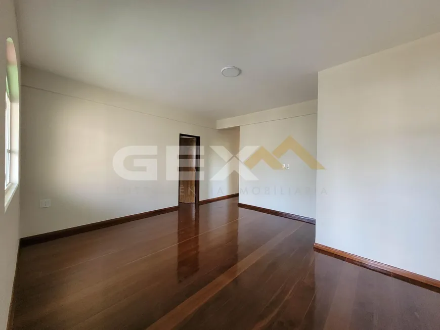Foto 1 de Apartamento com 3 Quartos à venda, 138m² em Ipiranga, Divinópolis