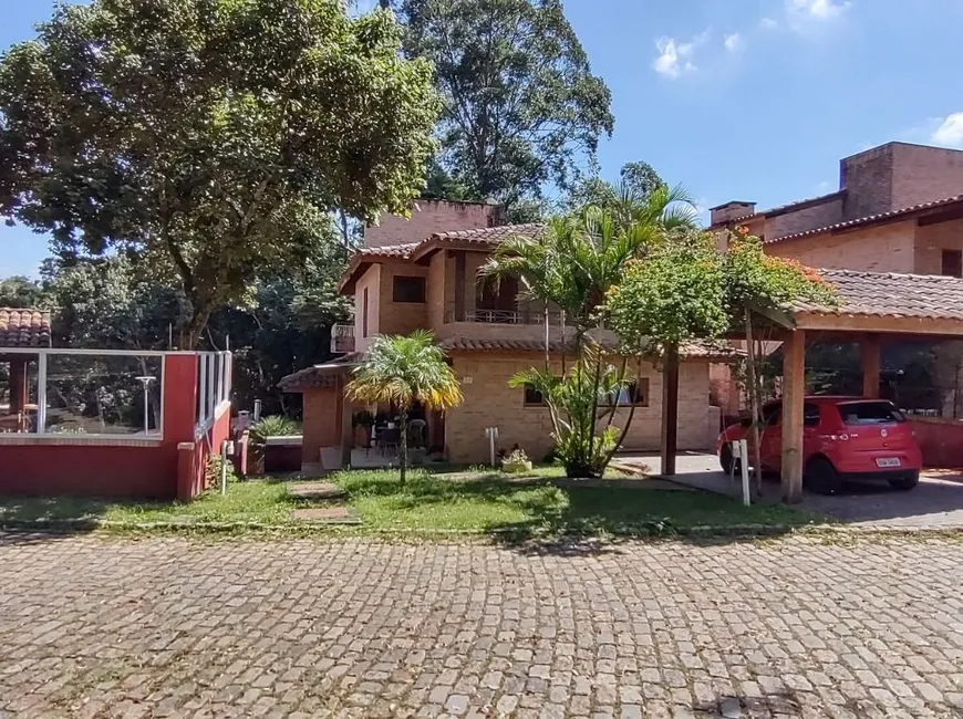 Foto 1 de Casa de Condomínio com 3 Quartos à venda, 320m² em Granja Viana, Carapicuíba