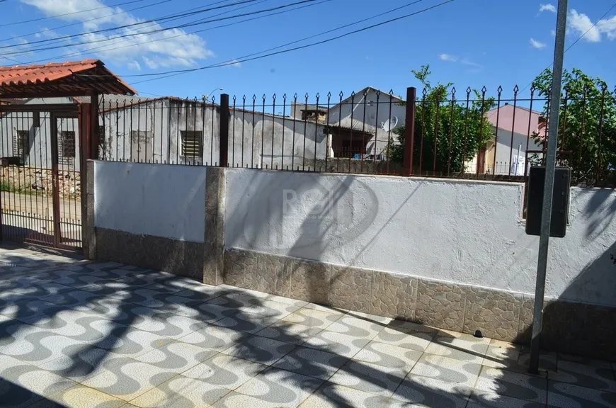 Foto 1 de Casa com 3 Quartos à venda, 71m² em Restinga, Porto Alegre