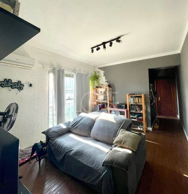 Foto 1 de Apartamento com 2 Quartos para venda ou aluguel, 70m² em Ponta da Praia, Santos