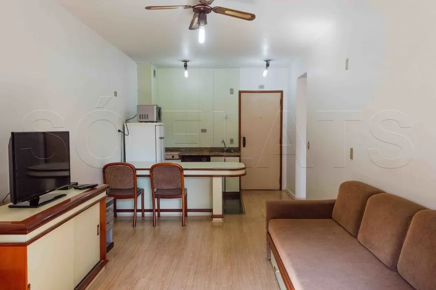 Foto 1 de Apartamento com 1 Quarto para alugar, 35m² em Jardins, São Paulo