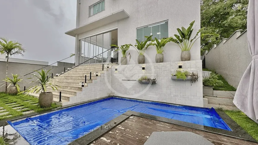 Foto 1 de Casa de Condomínio com 3 Quartos à venda, 250m² em Residencial Vale Verde, Senador Canedo