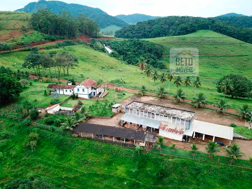 Foto 1 de Fazenda/Sítio à venda, 16940000m² em Zona Rural, Miracema