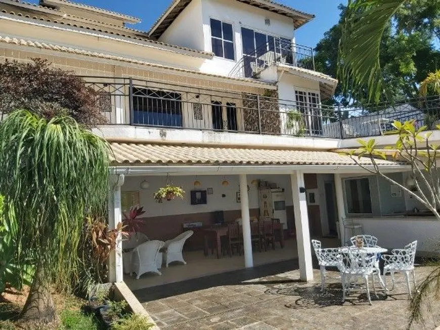 Foto 1 de Casa de Condomínio com 4 Quartos à venda, 470m² em Badu, Niterói