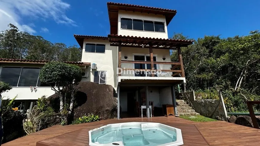 Foto 1 de Casa com 4 Quartos à venda, 164m² em Cacupé, Florianópolis