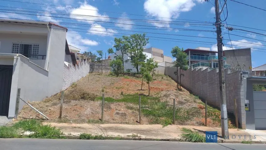 Foto 1 de Lote/Terreno à venda, 904m² em Pousada dos Campos, Pouso Alegre