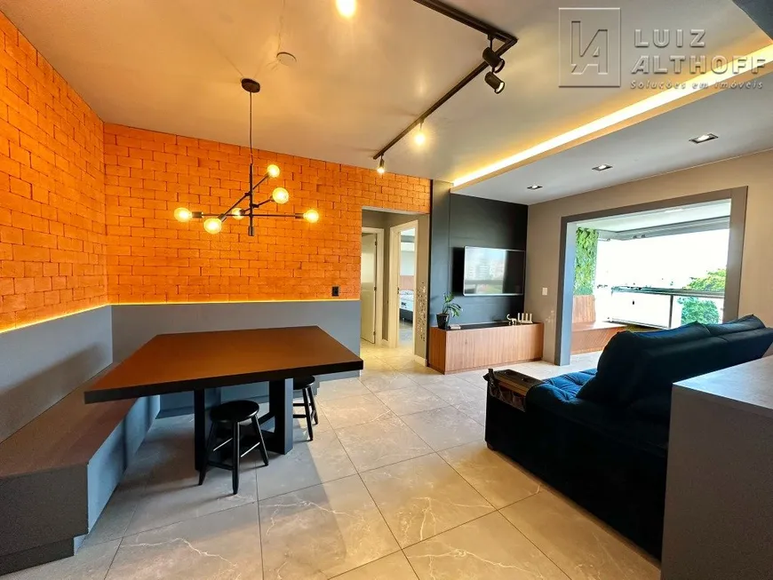 Foto 1 de Apartamento com 2 Quartos à venda, 86m² em Barreiros, São José
