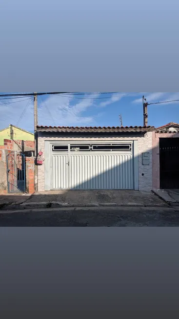 Foto 1 de Casa com 3 Quartos à venda, 102m² em Campo Largo, Salto de Pirapora