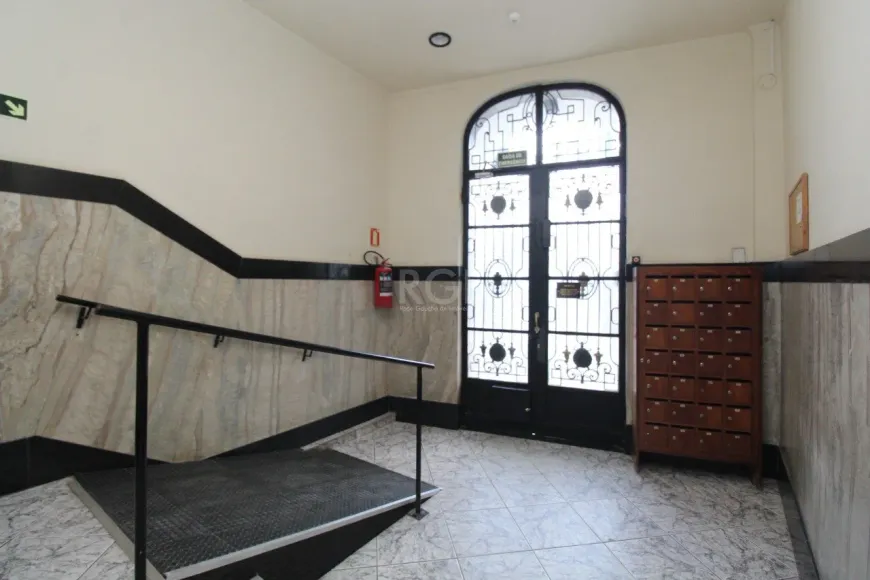 Foto 1 de Apartamento com 3 Quartos à venda, 97m² em Santana, Porto Alegre