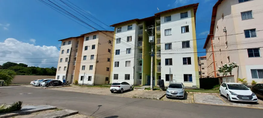 Foto 1 de Apartamento com 2 Quartos à venda, 50m² em Caji, Lauro de Freitas