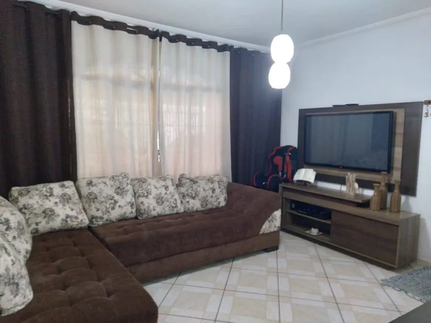 Foto 1 de Sobrado com 3 Quartos à venda, 199m² em Jardim Ipanema, Santo André