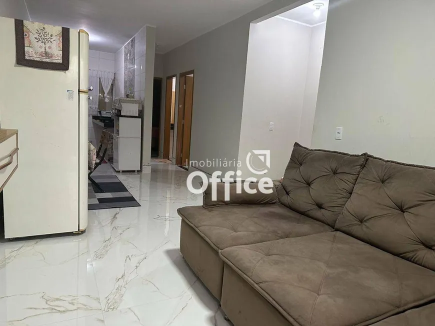 Foto 1 de Casa com 3 Quartos à venda, 76m² em Residencial Cerejeiras , Anápolis