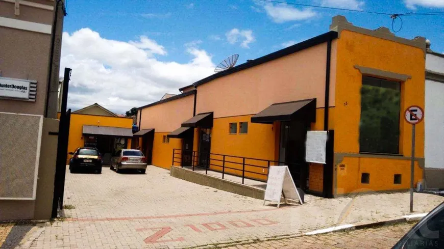 Foto 1 de Prédio Comercial com 6 Quartos à venda, 175m² em Sousas, Campinas